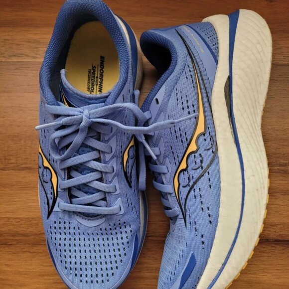 Saucony Endorphin Speed 3 Shoes 32 miles Blue Gold 9 Running Nylon Plate - Picture 1 of 7